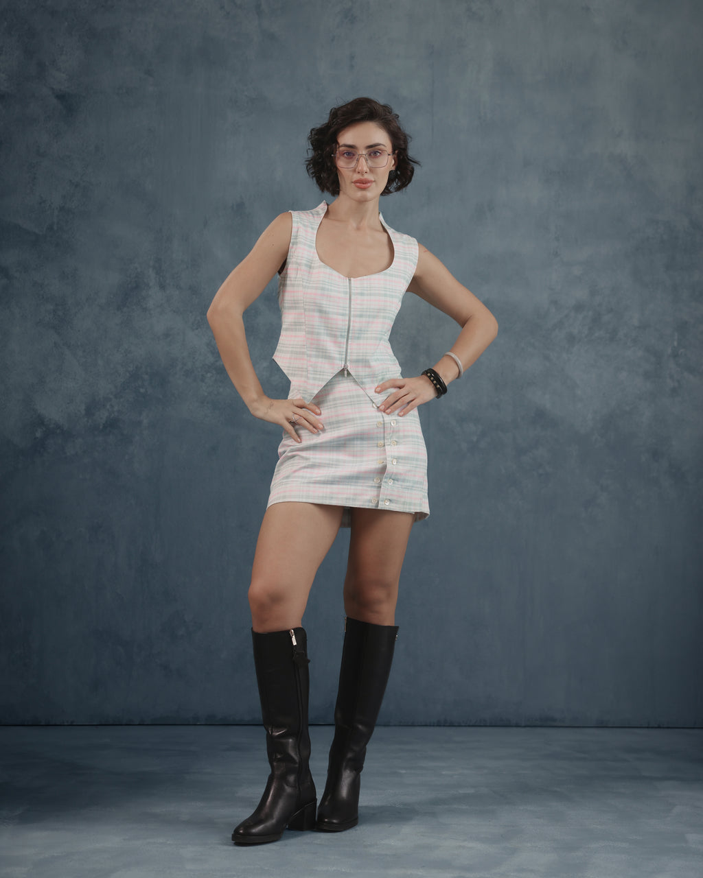 Rosa Triangle Vest