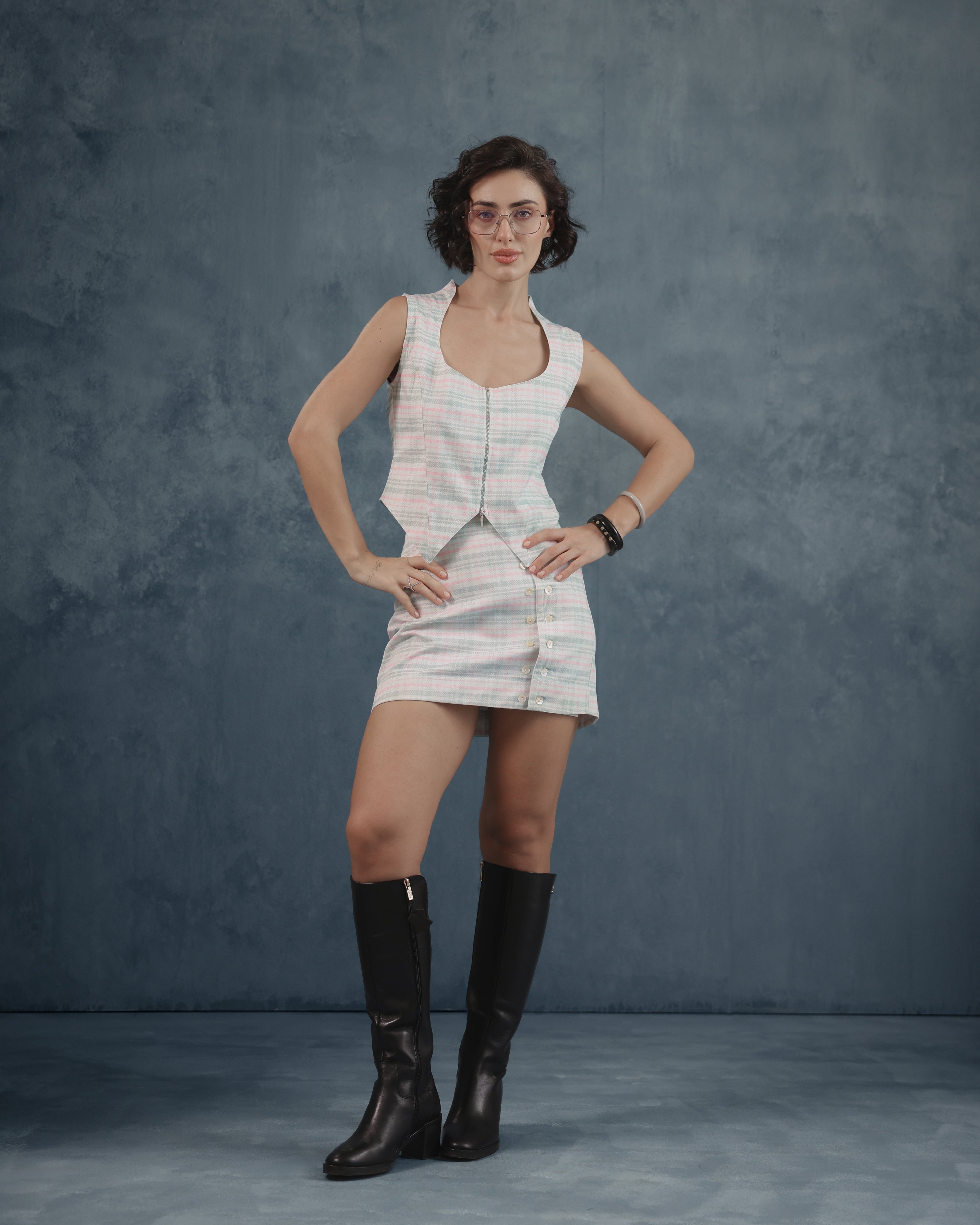 Rosa Triangle Vest