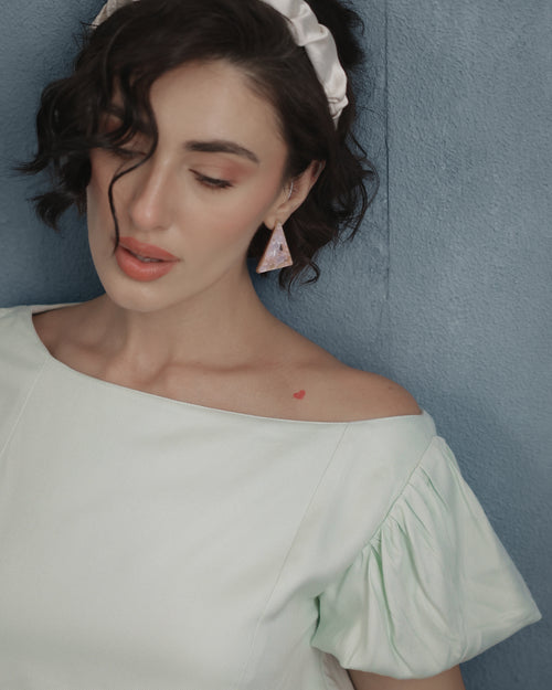 Aby Triangle Top
