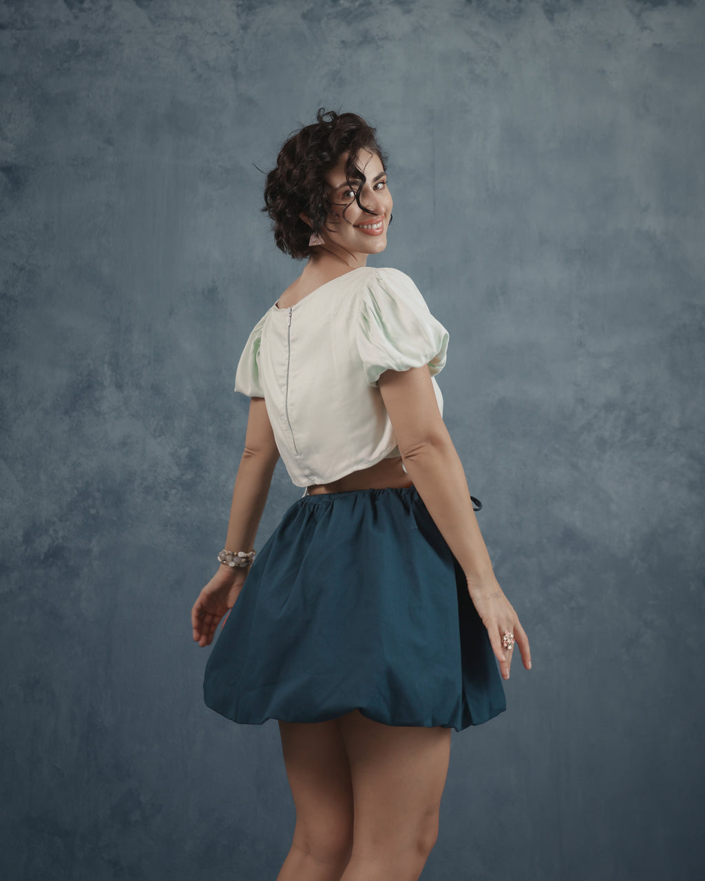 Aby Triangle Top